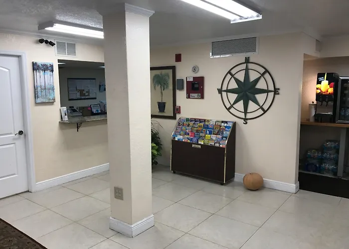 At Home Inn - Fort Pierce