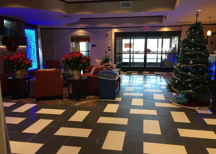 Comfort Suites Uniontown