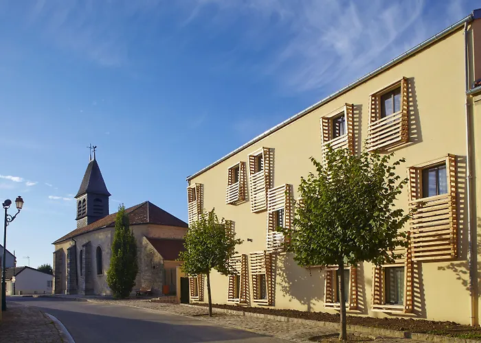 Hotel Les Herbes Folles Mauregard