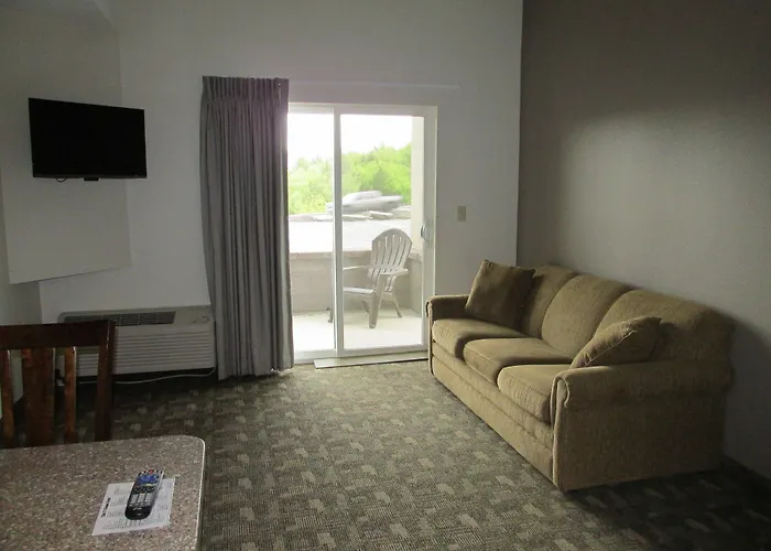Crystal Springs Inn And Suites