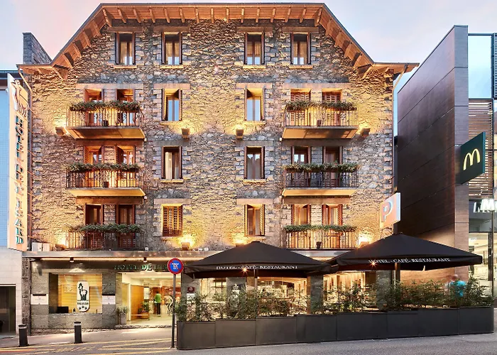 Hotel De L'Isard