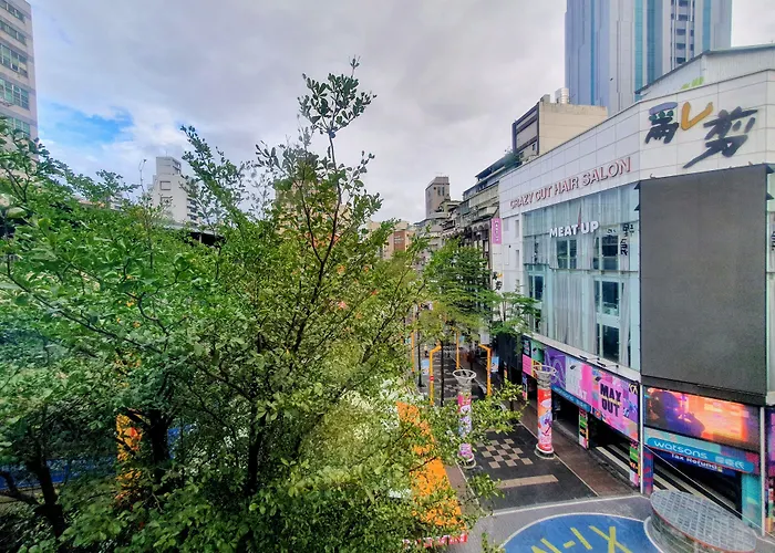 Rainbow Hotel