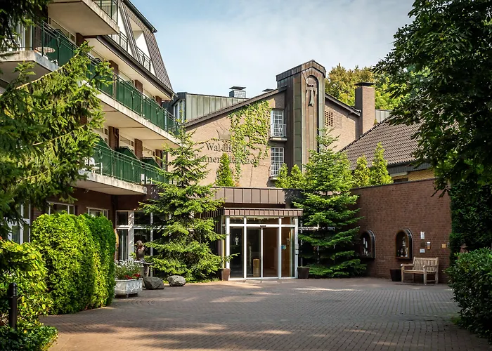 Waldhotel Tannenhaeuschen