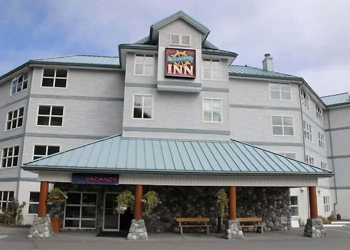 Quarterdeck Inn Port Hardy