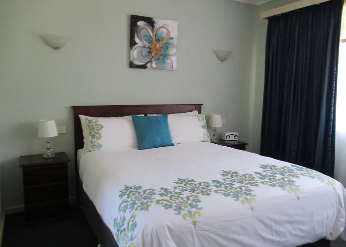 Kaniva Midway Motel