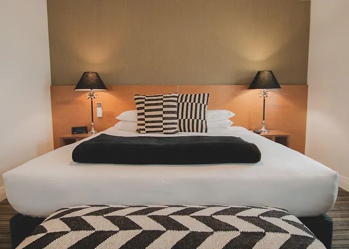 The State Hotel New Plymouth