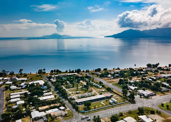 Cardwell Beachcomber Motel & Tourist Park