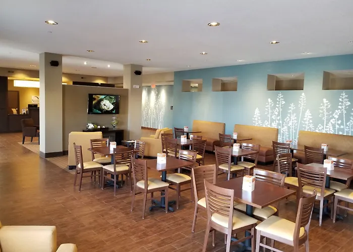 Sleep Inn & Suites Ames Near Isu Campus