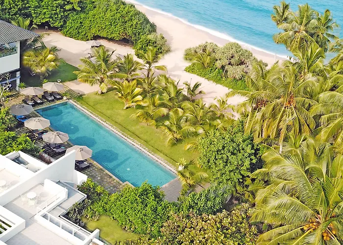 Aavya Cove Villas By Aahaasa