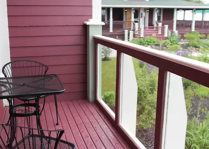 Lynwood Inn Baddeck