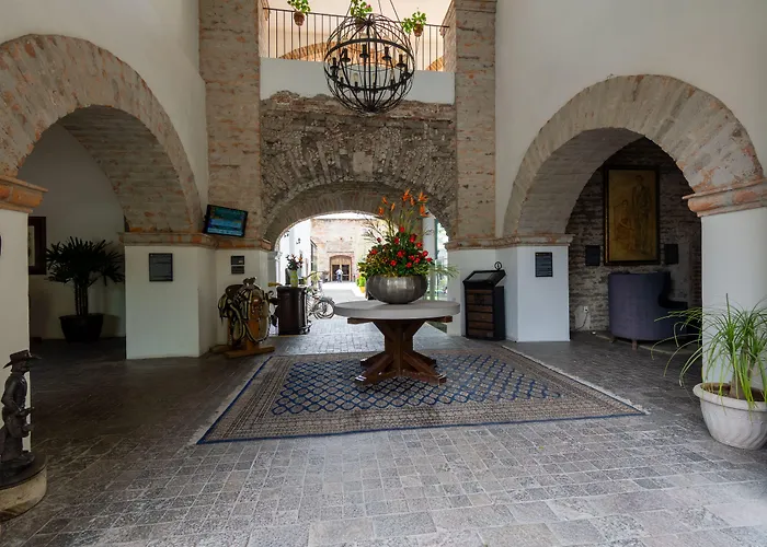 Hotel Hacienda San Cristobal Leon