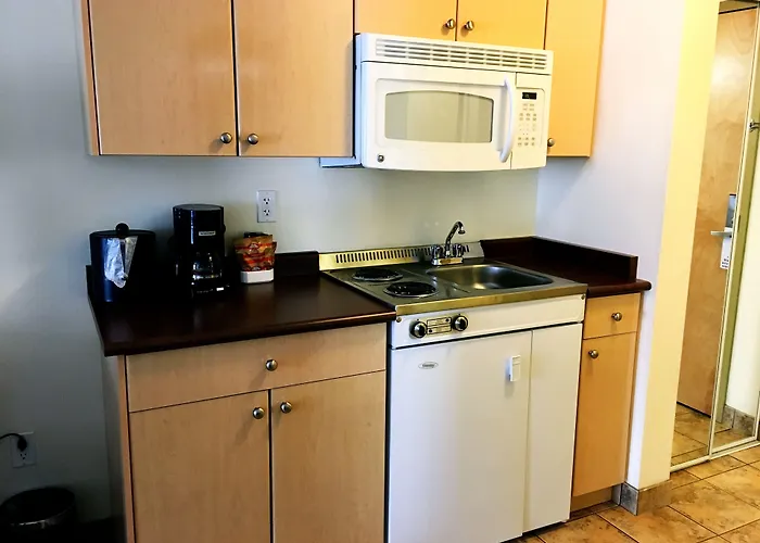 Trend Mountain Hotel & Conference Centre Tumbler Ridge