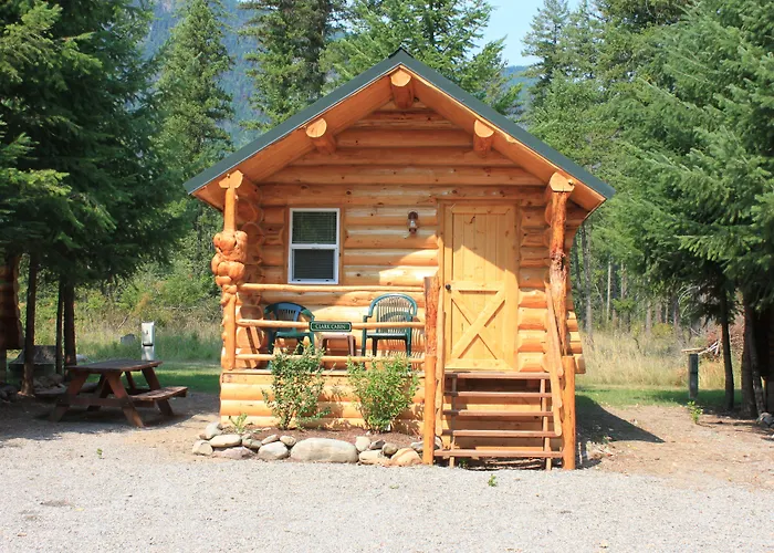 Riverfront Motel & Cabins