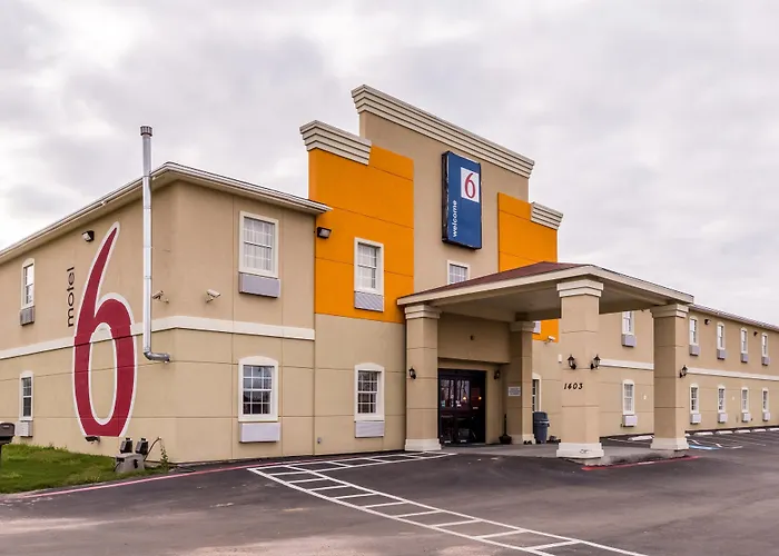Motel 6-Jourdanton, Tx