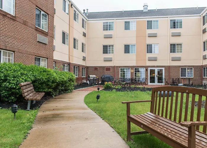 Sleep Inn & Suites Pittsburgh Airport