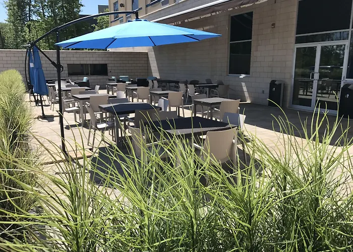 Courtyard By Marriott Montreal West Island/Baie D'Urfe