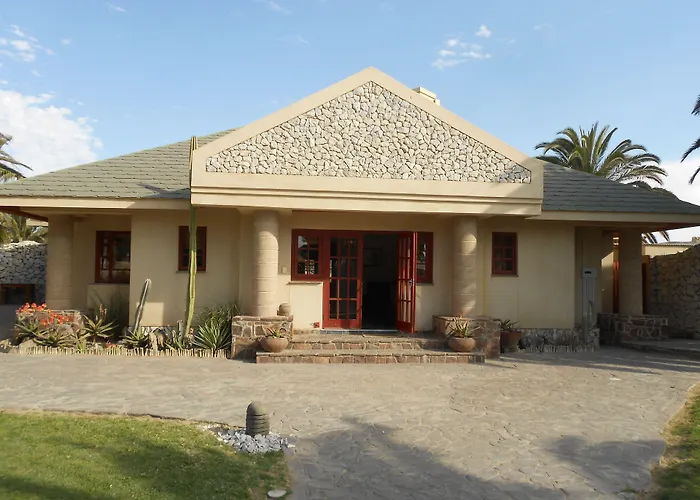 Roessmund Lodge