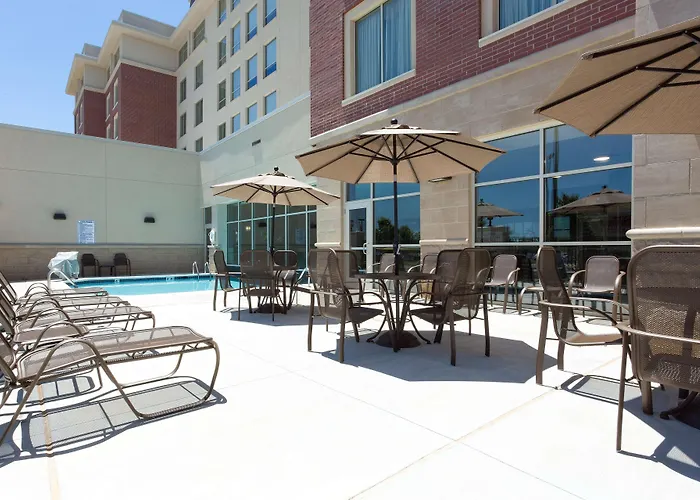 Drury Inn & Suites Burlington