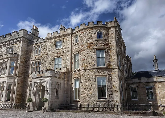 Crossbasket Castle, Hotel & Restaurant High Blantyre