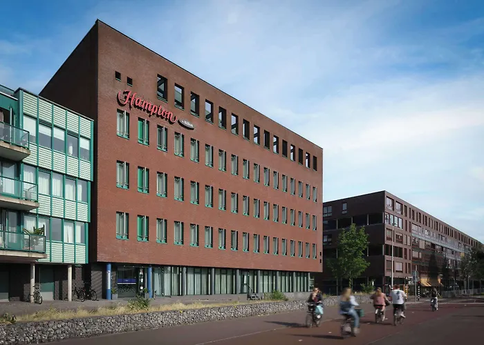 Hampton by Hilton Amsterdam Centre East