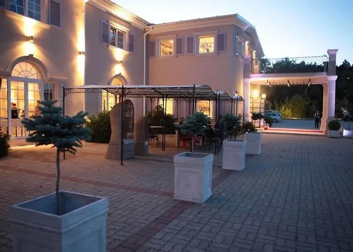 Riviera Resort Airport Modlin