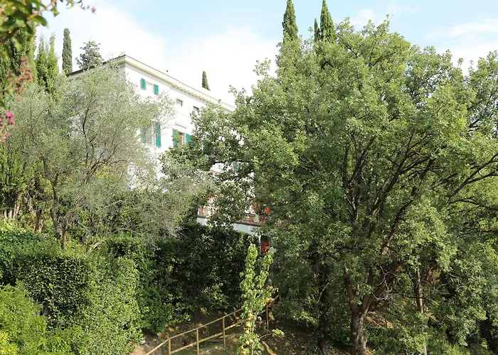 Villa Alta - Residenza D'Epoca Con Piscina