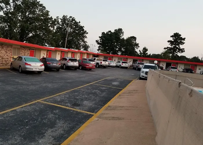 Dogwood Motel