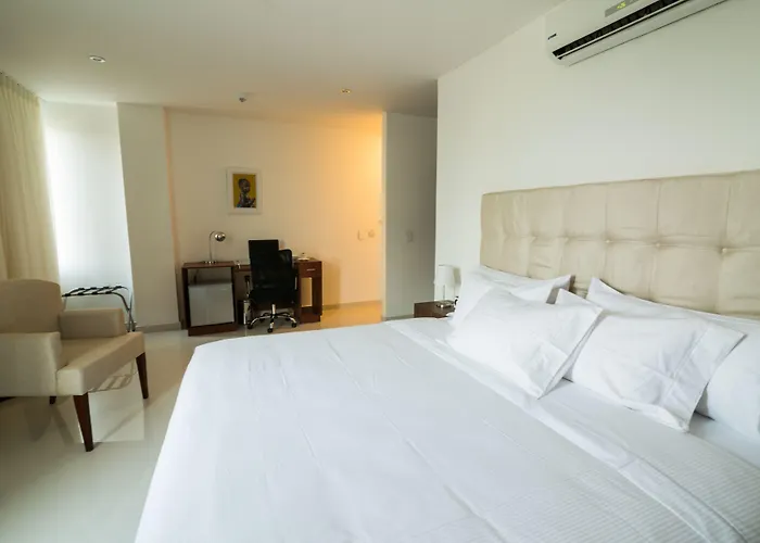 Hotel Parque Del Sol