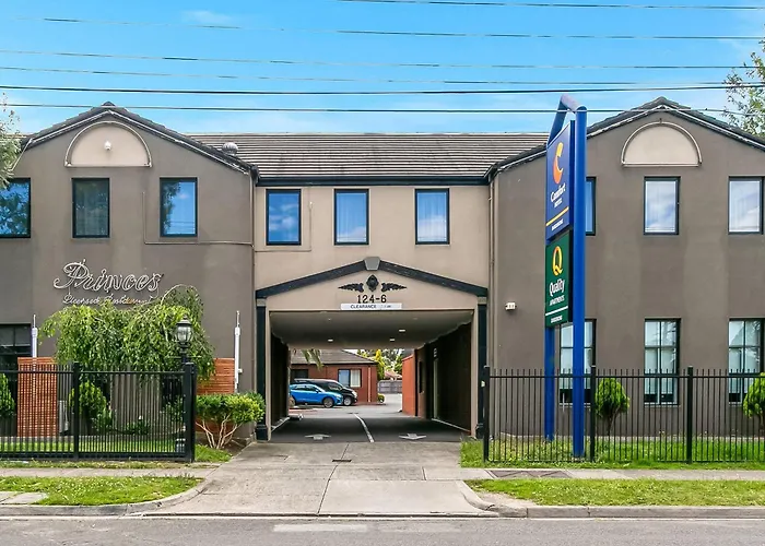 Comfort Hotel Dandenong