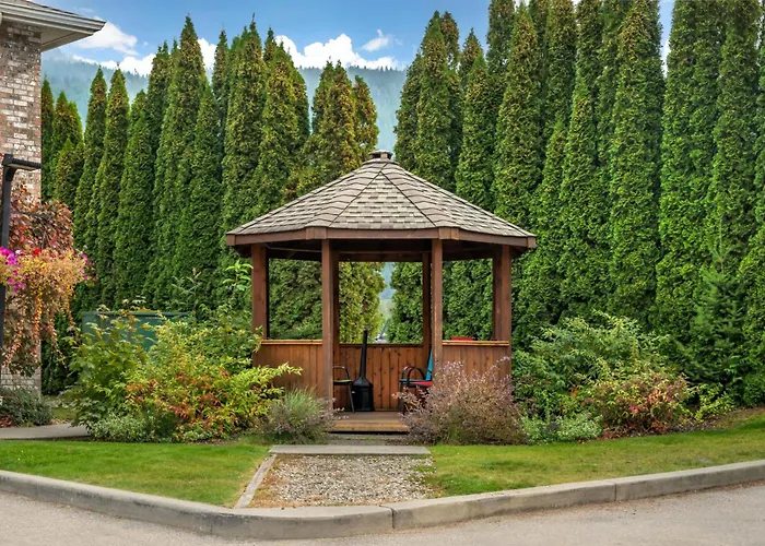 Best Western Sicamous Inn