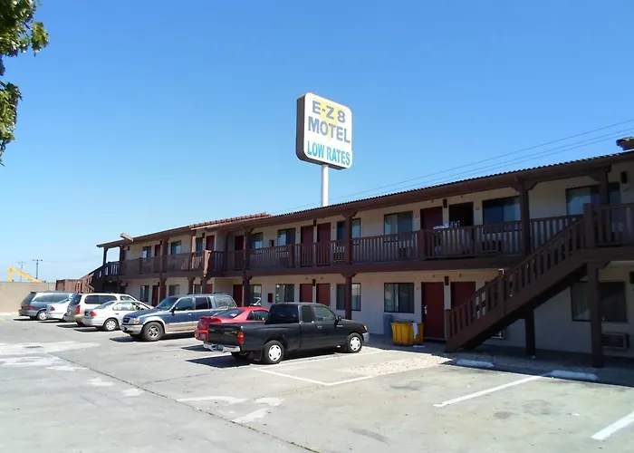 Ez 8 Motel Newark