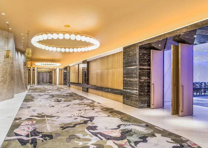 Le Meridien Hongqiao, Minhang
