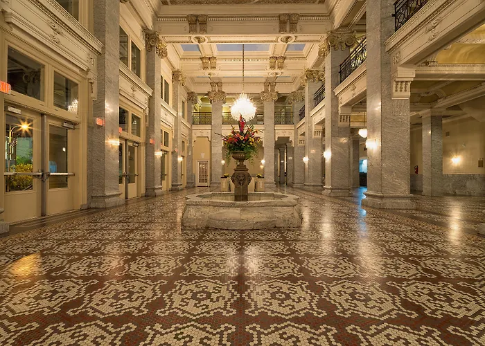 Hotel Bentley