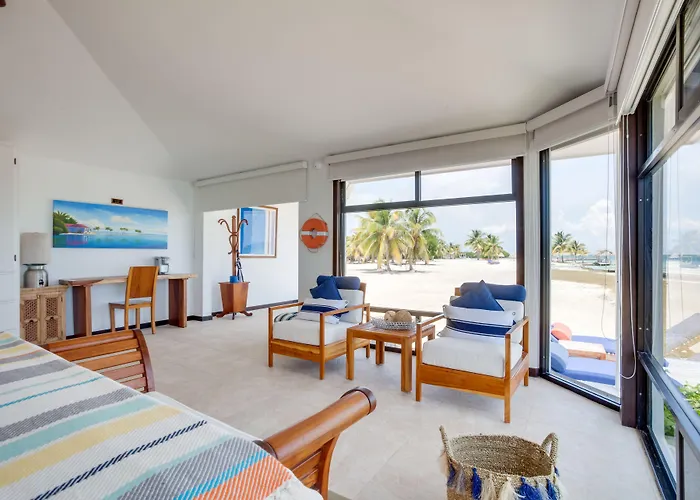 Royal Belize Hotel Thatch Caye