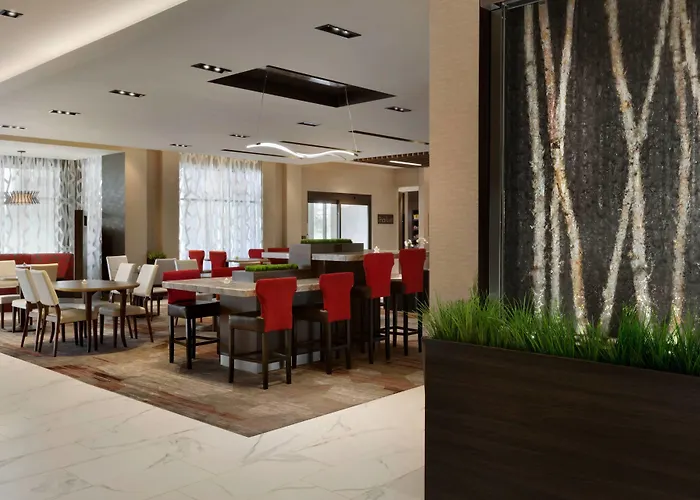 Courtyard By Marriott Toronto Mississauga/West
