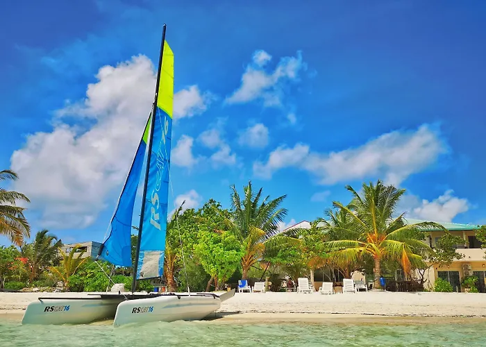 Crown Beach Hotel-Private Bikini Beach