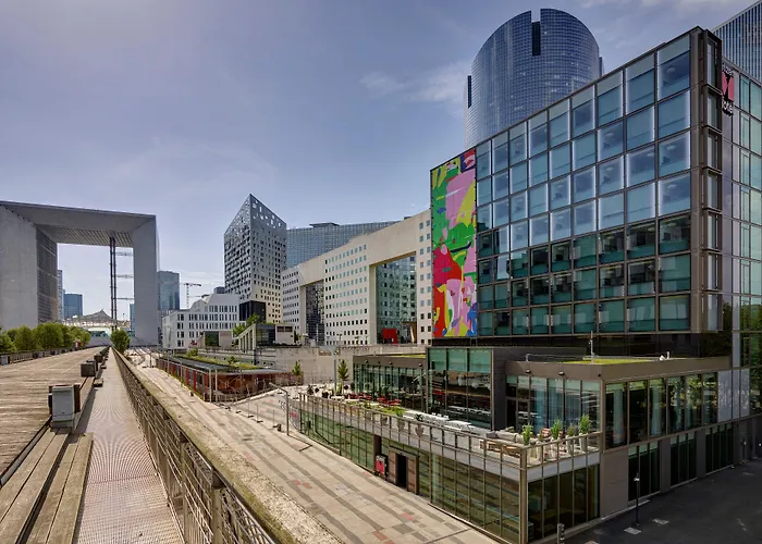 Hotel citizenM Paris La Défense Nanterre