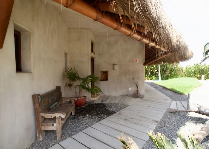 Las Palmas Luxury Villas Zihuatanejo