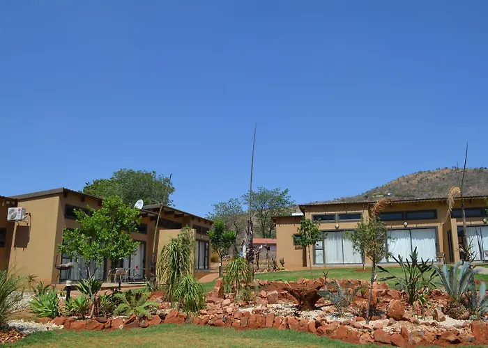Manor Hills Guest Lodge