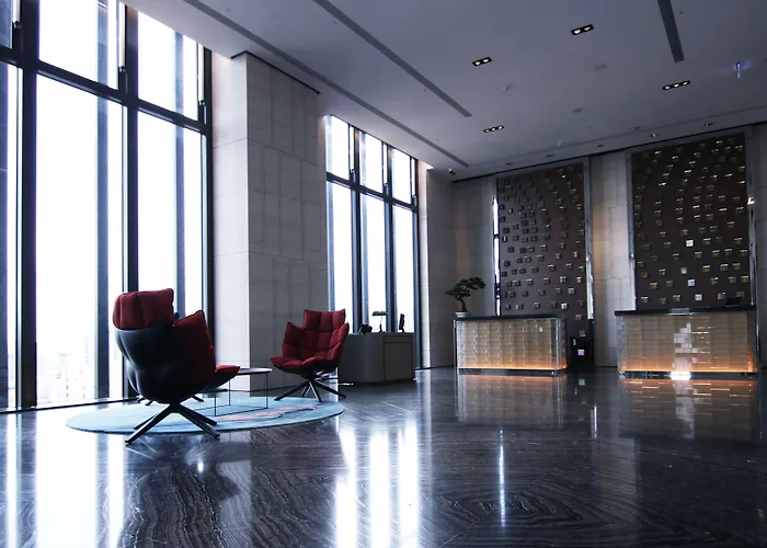 H2O Hotel