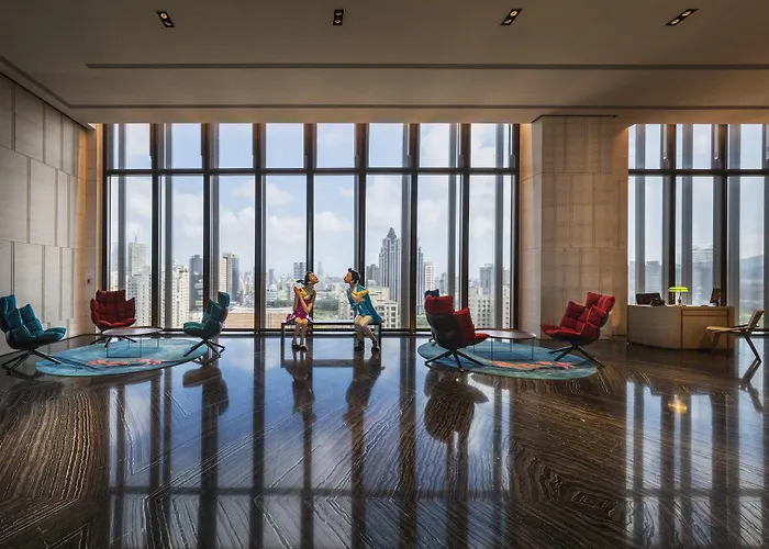 H2O Hotel