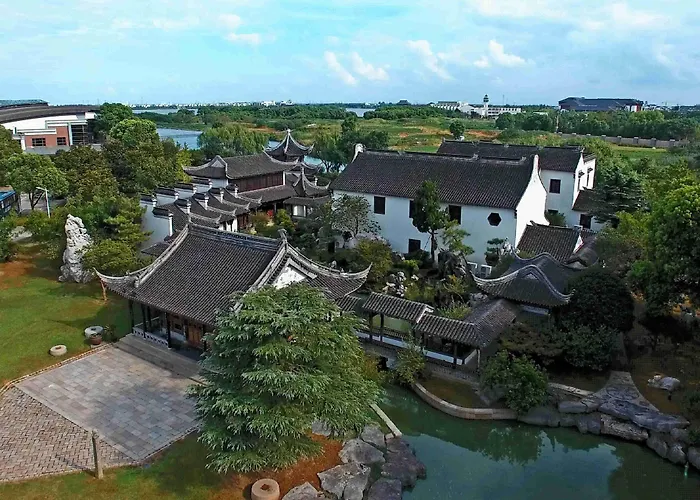 Suzhou Tongli Lake View Hotel