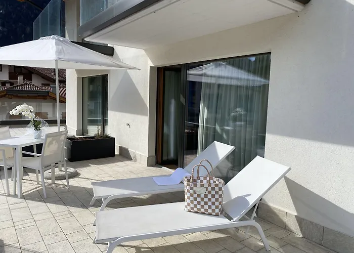 Dolomeet Boutique Hotel Pinzolo