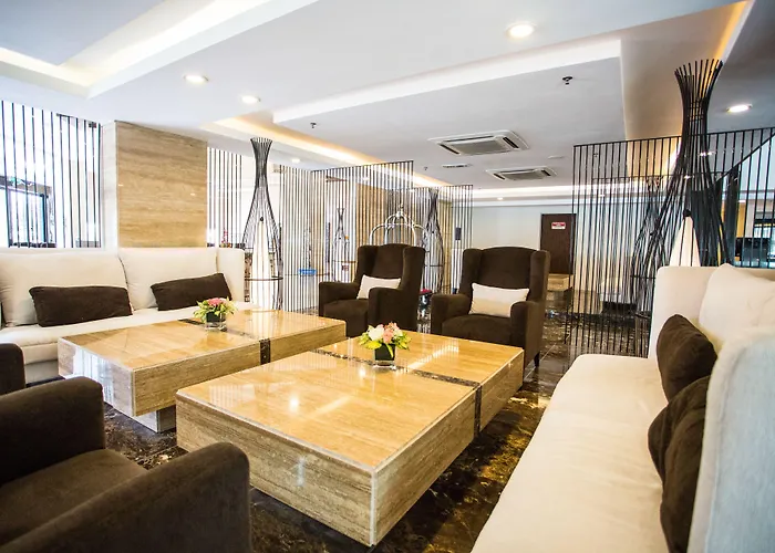 Royale Signature Hotel