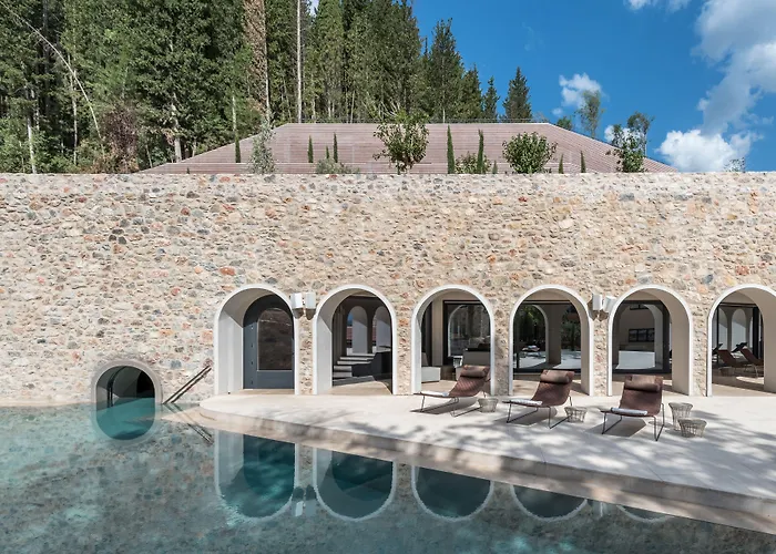 Euphoria Retreat - A Holistic Wellbeing Destination Spa Mystras