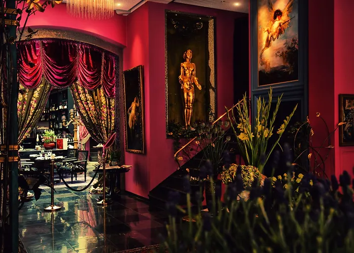 Dorsia & Restaurant