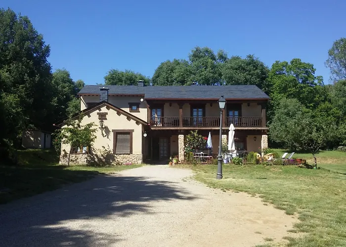Hotel Rural Aguallevada Paramio