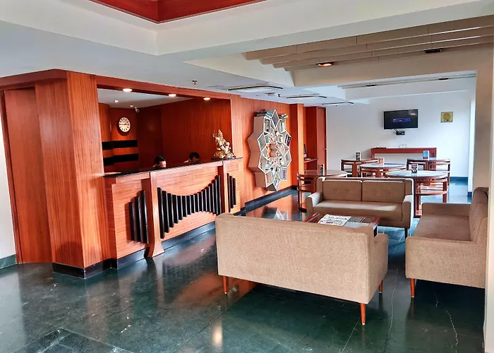 Holy River Hotel Rishikesh