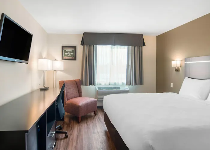 Econo Lodge Inn & Suites Springfield Main Street