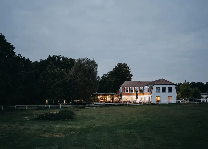 Gut Sarnow - Hotel Und Restaurant
